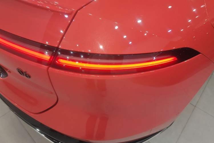 Used Avatr 06 2025 Max Extended-Range Edition Right Rear Taillight