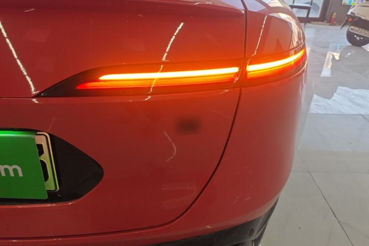 Used Avatr 06 2025 Pro Range-Extended Edition Right Rear Taillight