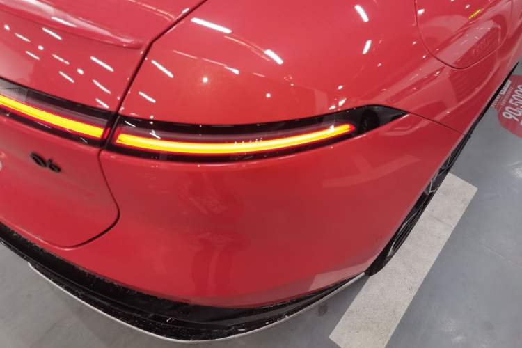 Used Avatr 06 2025 Max Extended-Range Edition Right Rear Taillight