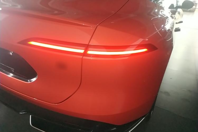 Used Avatr 06 2025 Pro Range-Extended Edition Right Rear Taillight