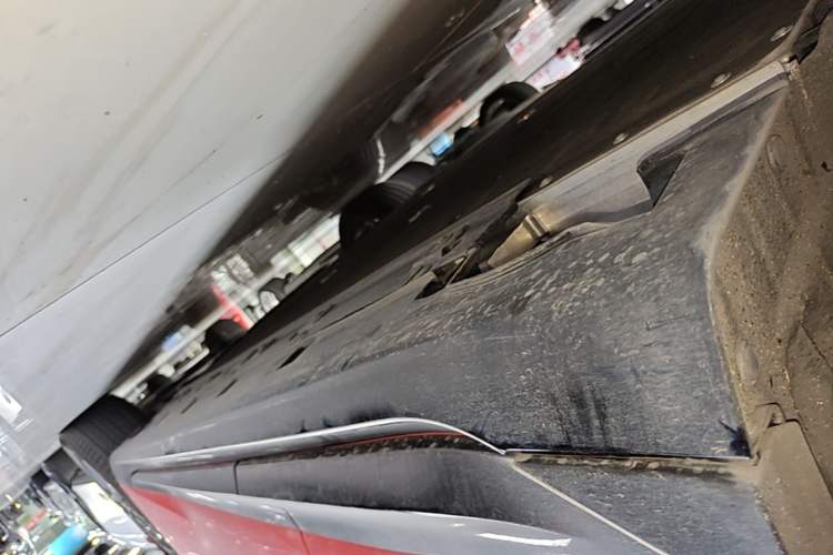 Used Avatr 06 2025 Max All-Electric Version Right Side Sill