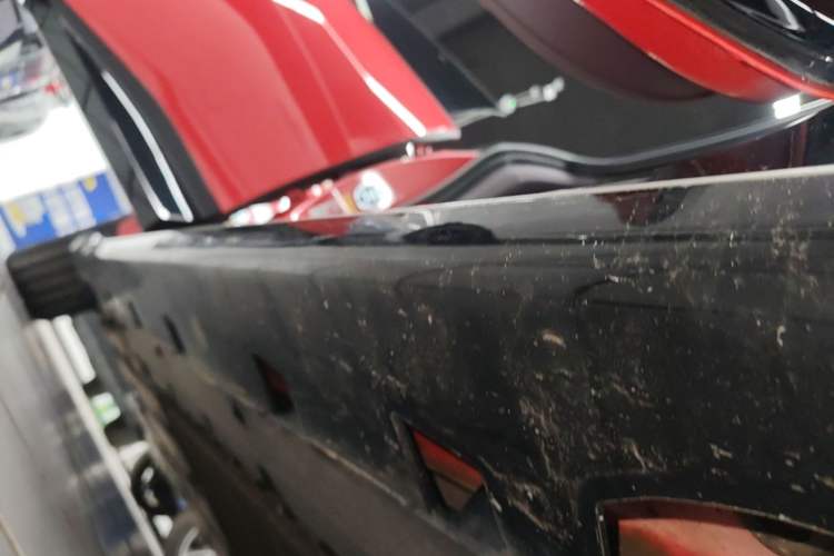 Used Avatr 06 2025 Pro Range-Extended Edition Right Side Sill