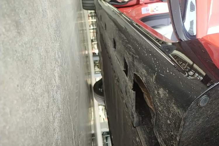 Used Avatr 06 2025 Pro Range-Extended Edition Right Side Sill