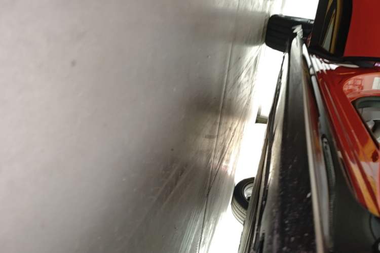 Used Avatr 06 2025 Pro Range-Extended Edition Right Side Sill