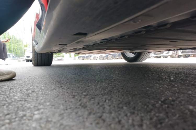 Used Avatr 06 2025 Pro Range-Extended Edition Right Side Sill