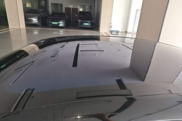 Used Avatr 06 2025 Pro Range-Extended Edition Roof