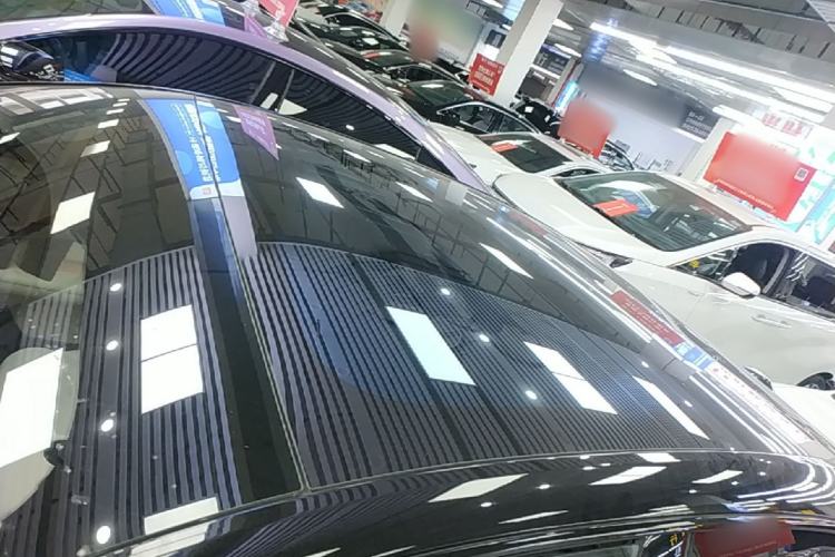 Used Avatr 06 2025 Pro Range-Extended Edition Roof