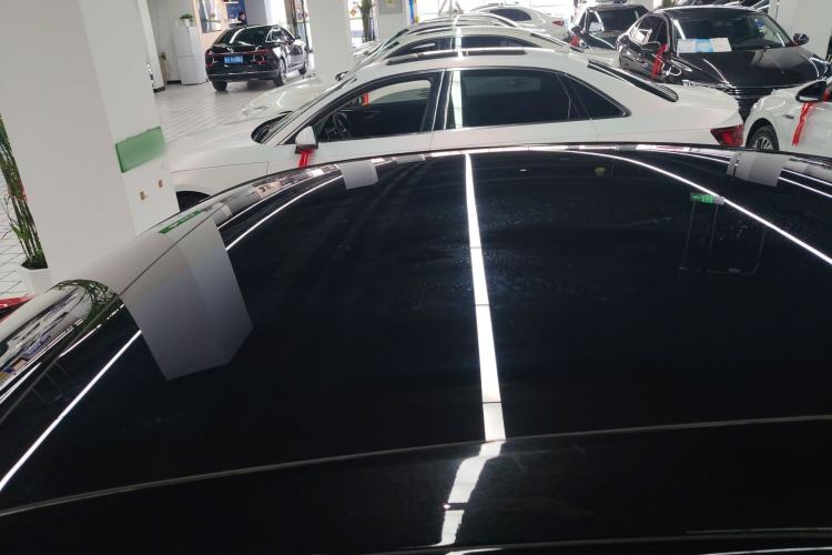 Used Avatr 06 2025 Pro Range-Extended Edition Roof