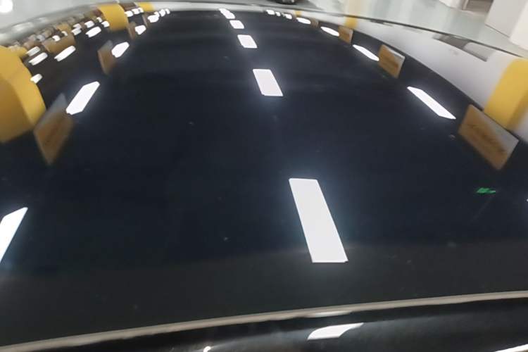 Used Avatr 06 2025 Pro Range-Extended Edition Roof