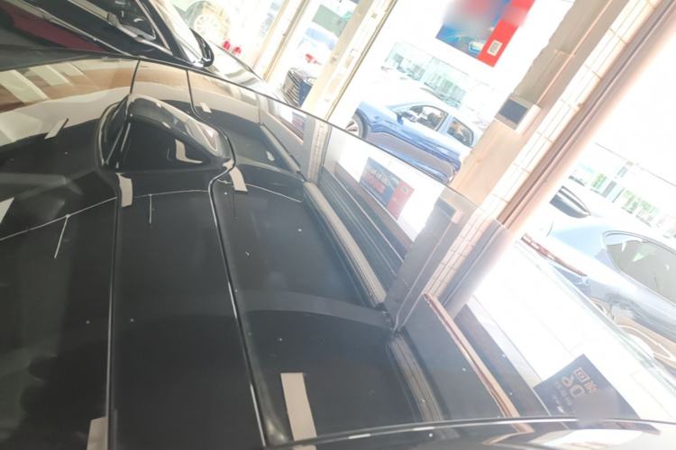 Used Avatr 06 2025 Ultra Pure Electric Edition Roof
