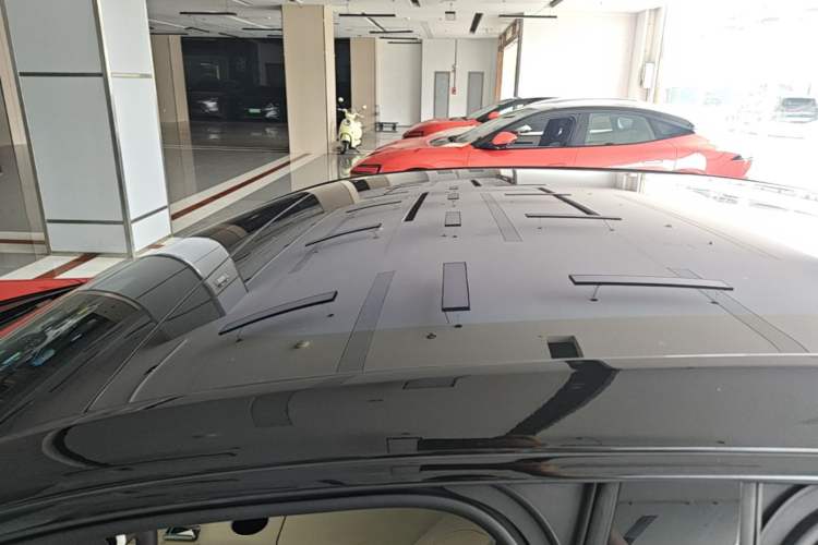 Used Avatr 06 2025 Pro Range-Extended Edition Roof