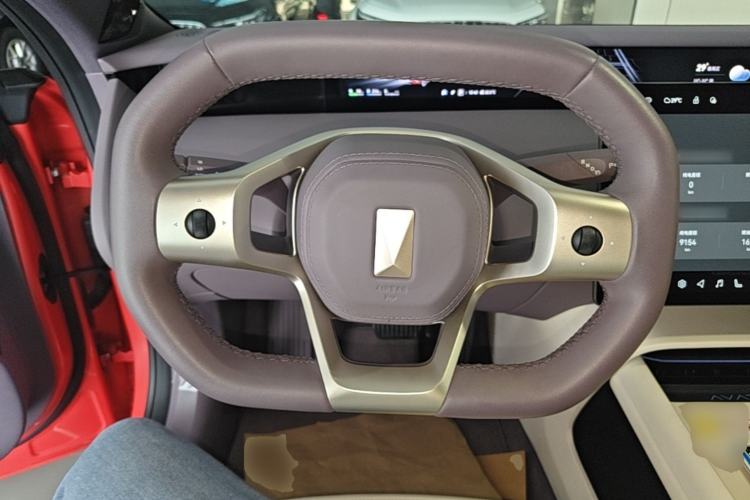 Used Avatr 06 2025 Pro Range-Extended Edition Steering Wheel