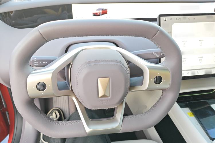 Used Avatr 06 2025 Pro Range-Extended Edition Steering Wheel