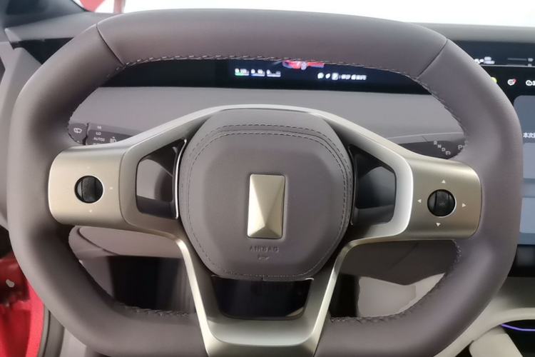 Used Avatr 06 2025 Pro Range-Extended Edition Steering Wheel