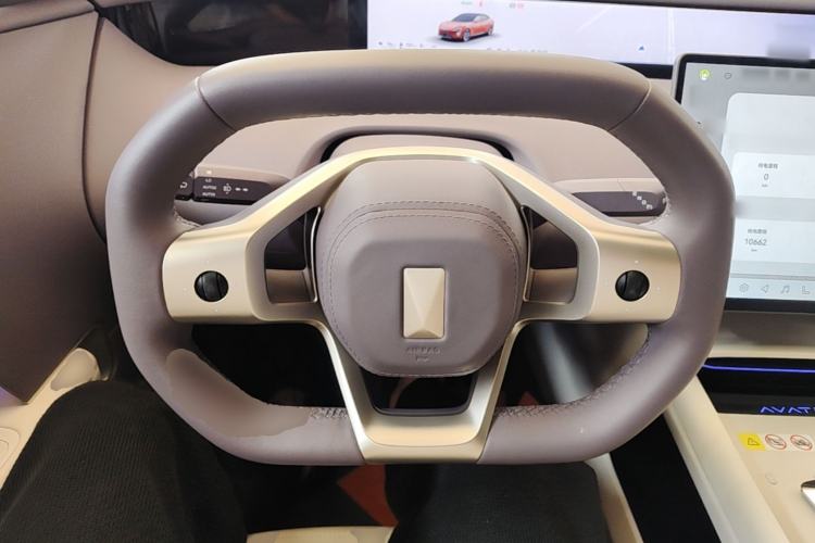 Used Avatr 06 2025 Pro Range-Extended Edition Steering Wheel