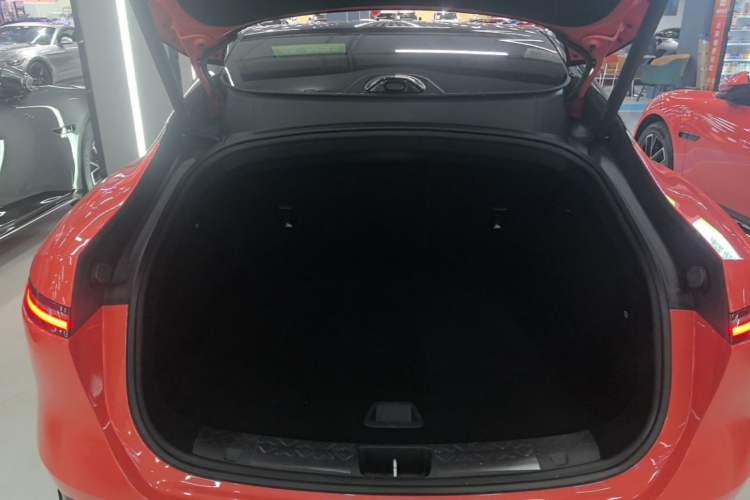 Used Avatr 06  Trunk