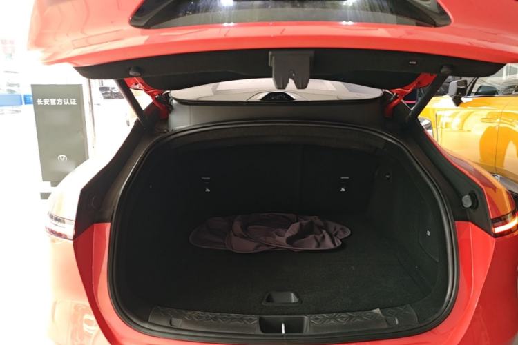 Used Avatr 06 2025 Pro Range-Extended Edition Trunk