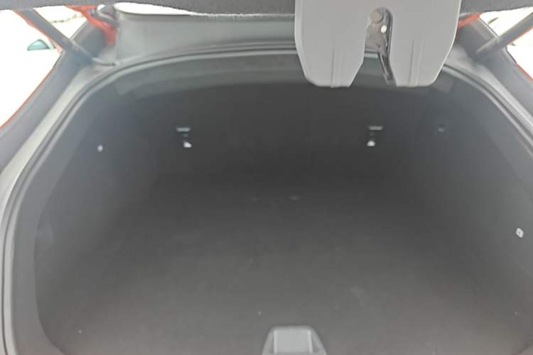 Used Avatr 06 2025 Pro Range-Extended Edition Trunk