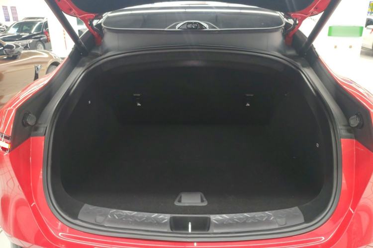 Used Avatr 06 2025 Pro Range-Extended Edition Trunk