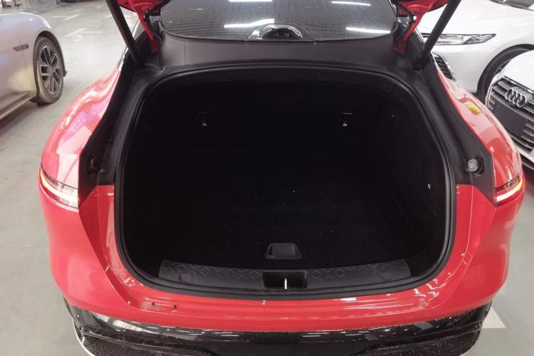 Used Avatr 06 2025 Max Extended-Range Edition Trunk