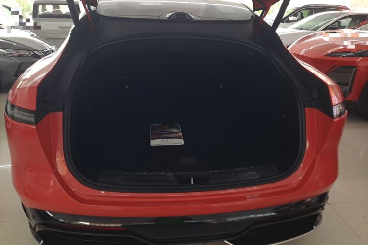 Used Avatr 06 2025 Pro Range-Extended Edition Trunk