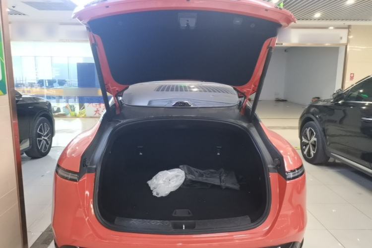 Used Avatr 06 2025 Pro Range-Extended Edition Trunk