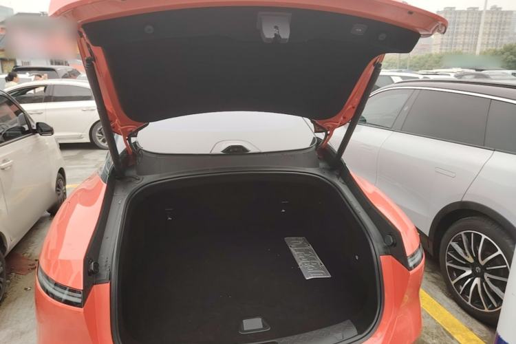 Used Avatr 06 2025 Pro Range-Extended Edition Trunk