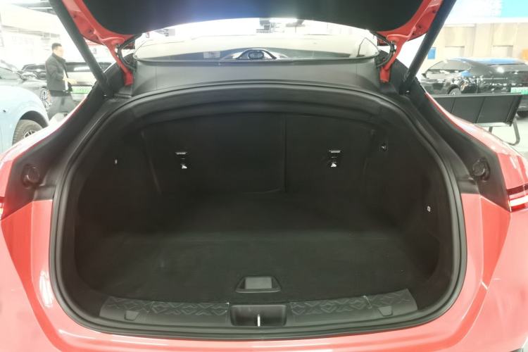 Used Avatr 06  Trunk