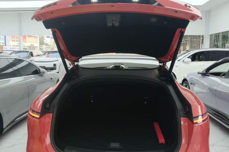 Used Avatr 06  Trunk