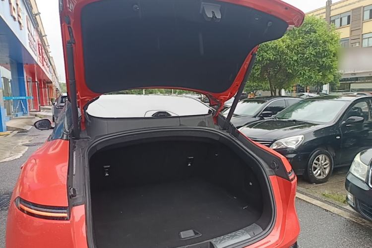 Used Avatr 06 2025 Pro Range-Extended Edition Trunk