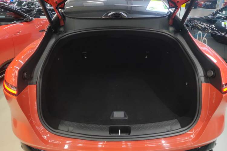 Used Avatr 06 2025 Max Extended-Range Edition Trunk