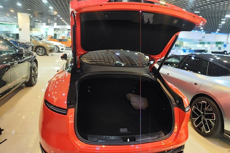 Used Avatr 06 2025 Pro Range-Extended Edition Trunk