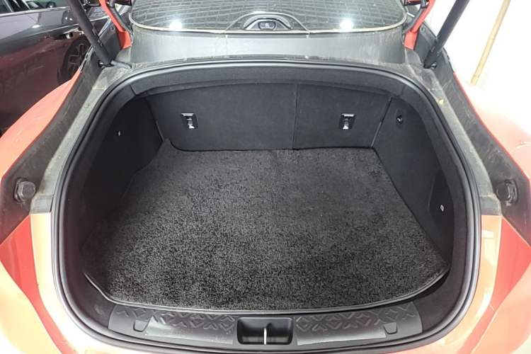 Used Avatr 06 2025 Pro Range-Extended Edition Trunk