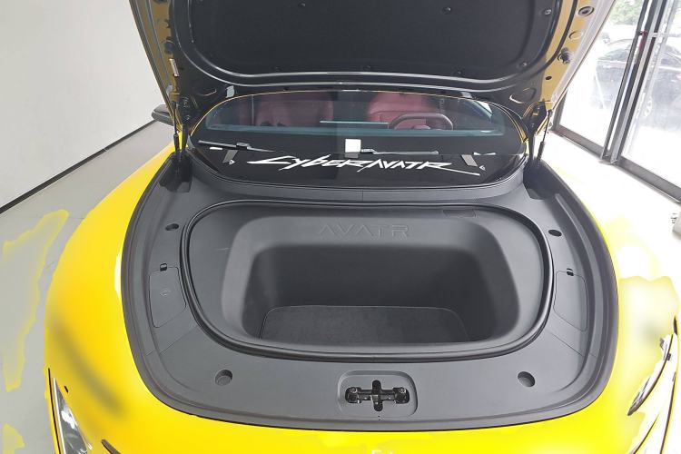 Used Avatr 06 2025 Ultra Pure Electric Edition Engine Bay