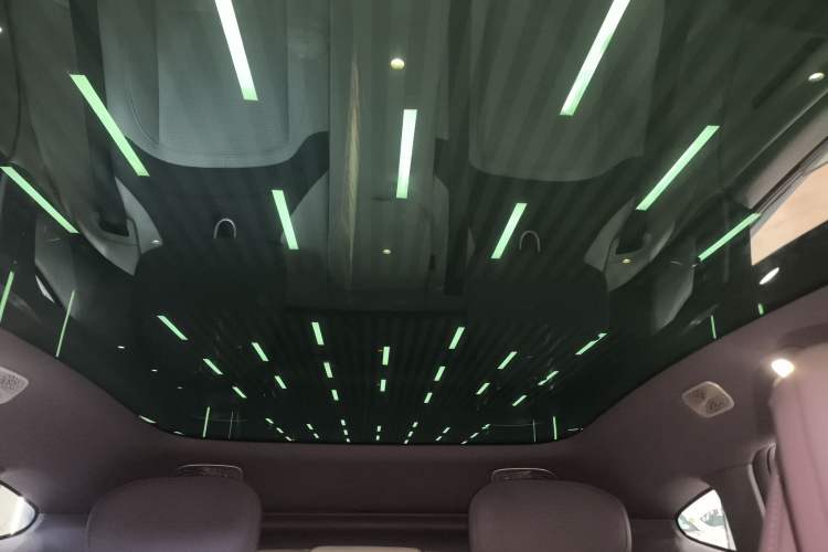 Used Avatr 06 2025 Max Extended-Range Edition Headliner
