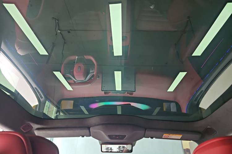 Used Avatr 06 2025 Ultra Pure Electric Edition Headliner