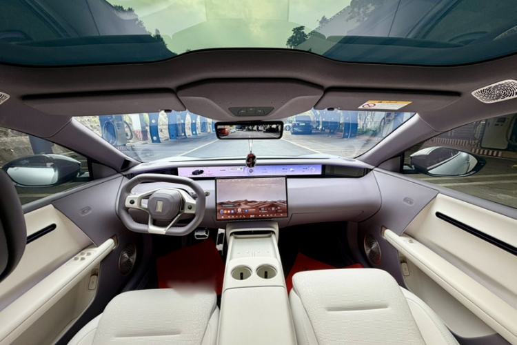 Used Avatr 06 2025 Max Extended-Range Edition Interior 3