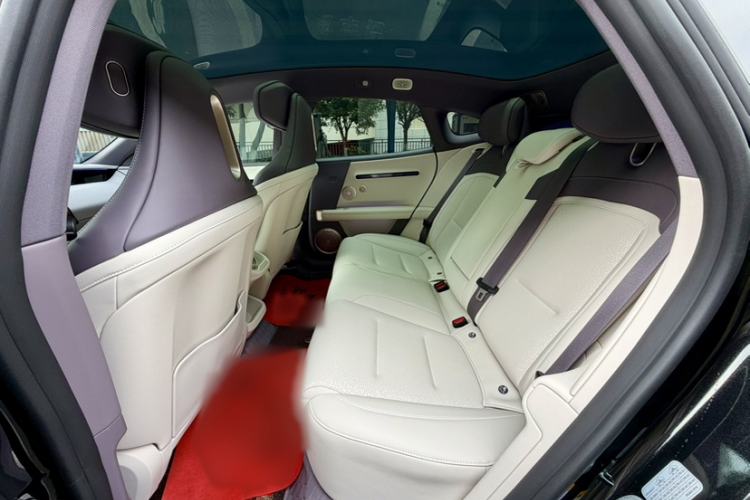 Used Avatr 06 2025 Max Extended-Range Edition Interior 5