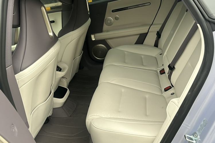 Used Avatr 06 2025 Max All-Electric Version Interior 8