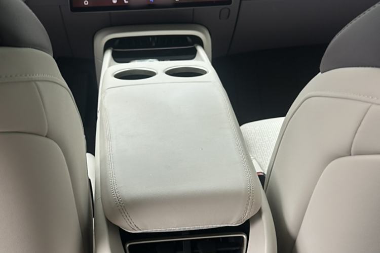 Used Avatr 06 2025 Max All-Electric Version Interior 9