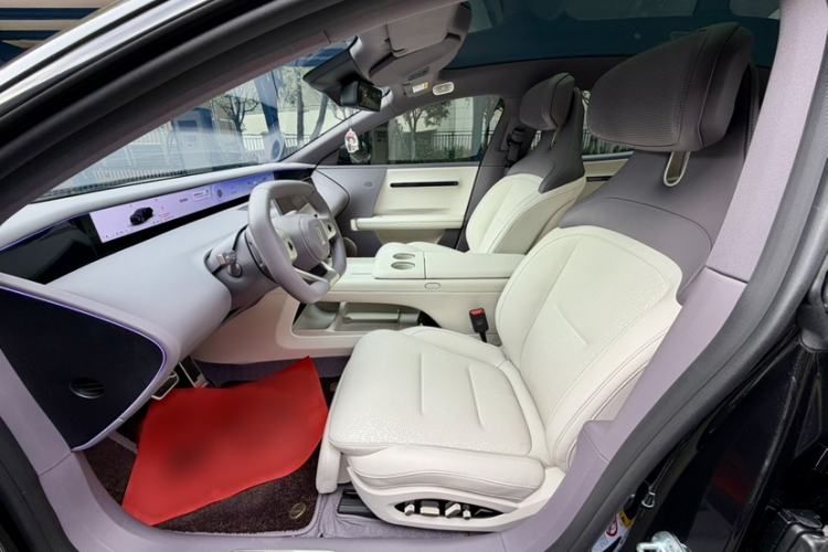 Used Avatr 06 2025 Max Extended-Range Edition Left Front Seat