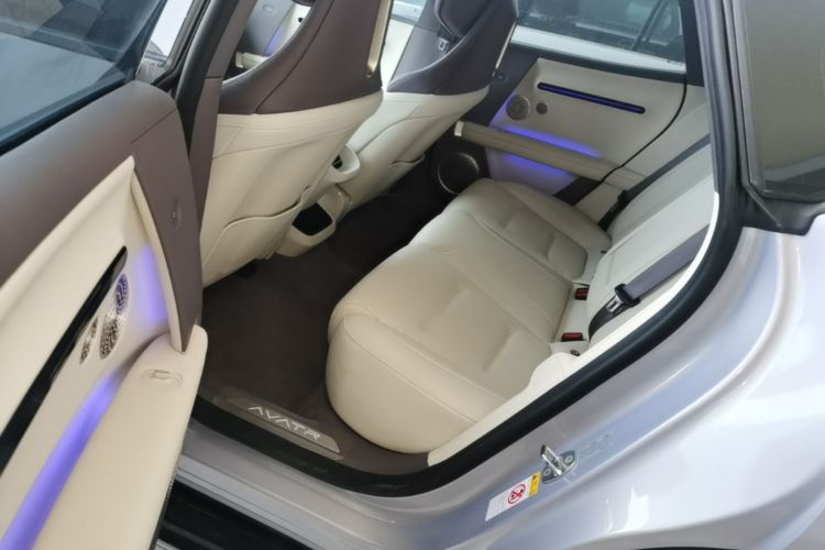 Used Avatr 06 2025 Pro Range-Extended Edition Left Rear Seat