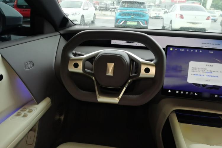 Used Avatr 06 2025 Pro Range-Extended Edition Steering Wheel