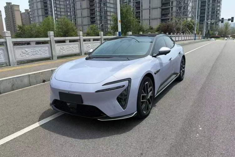 Used Avatr 06 2025 Pro Range-Extended Edition