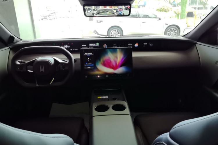 Used Avatr 06 2025 Ultra Pure Electric Edition Center Console