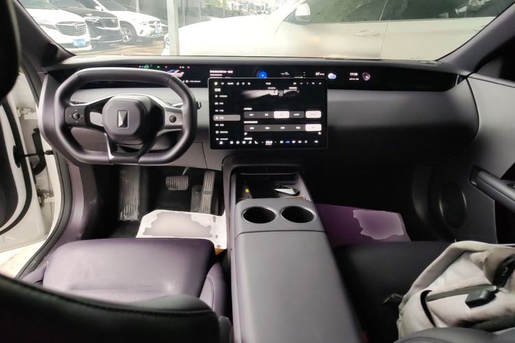 Used Avatr 06 2025 Ultra Pure Electric Edition Center Console