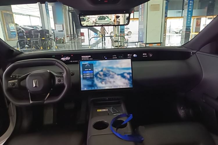 Used Avatr 06 2025 Ultra Pure Electric Edition Center Console