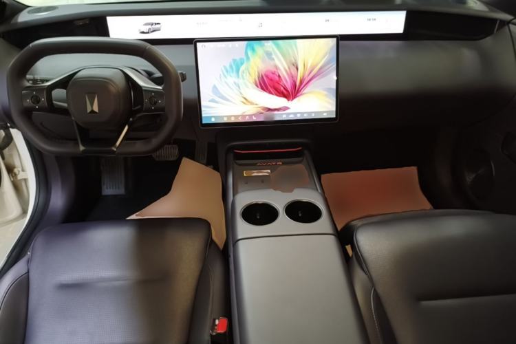 Used Avatr 06 2025 Ultra Pure Electric Edition Center Console