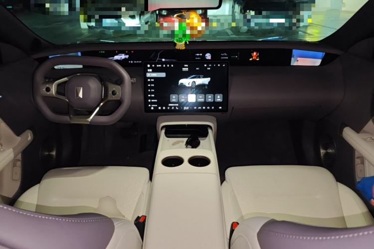 Used Avatr 06 2025 Ultra Pure Electric Edition Center Console