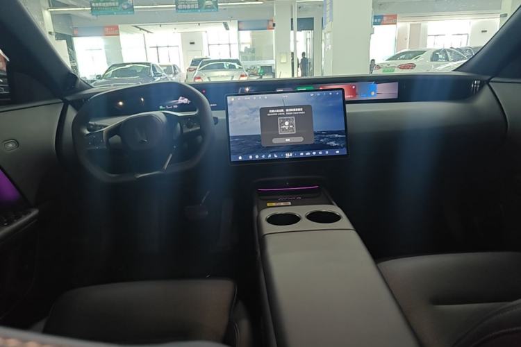 Used Avatr 06 2025 Ultra Pure Electric Edition Center Console